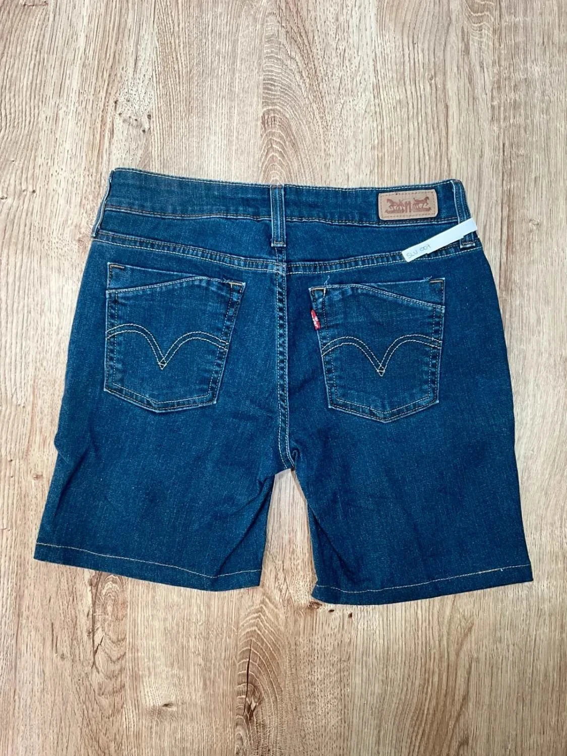 Short Levi's 4 - W27 femme 99% Coton Bleu foncé Slv007 – photo 3